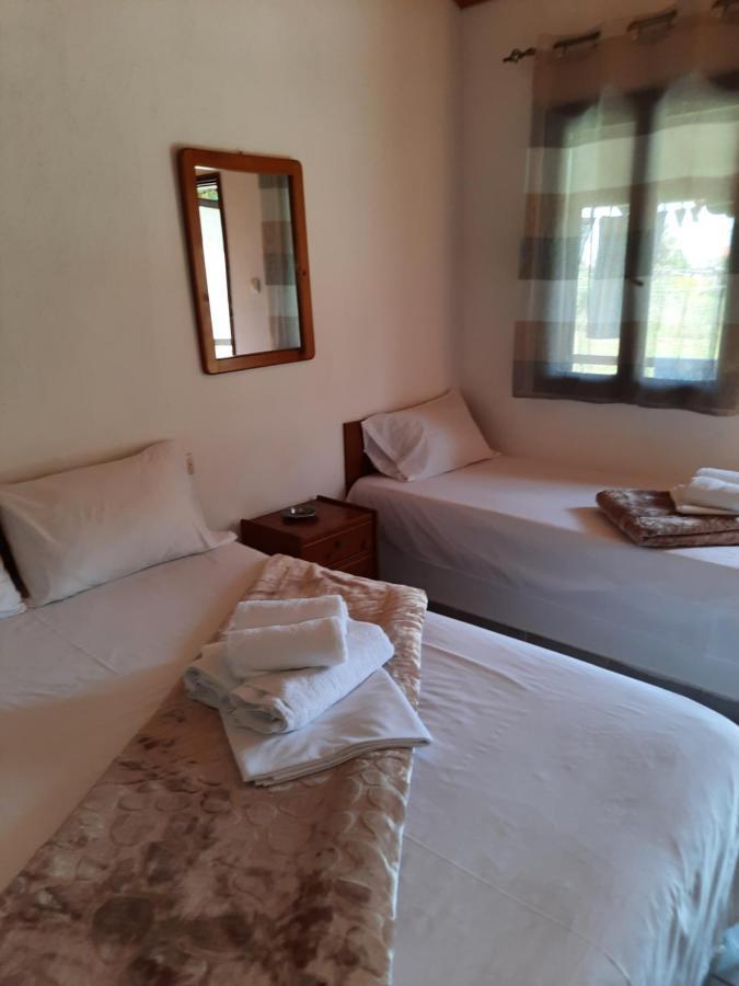 Bungalows Anestis Торони Екстериор снимка
