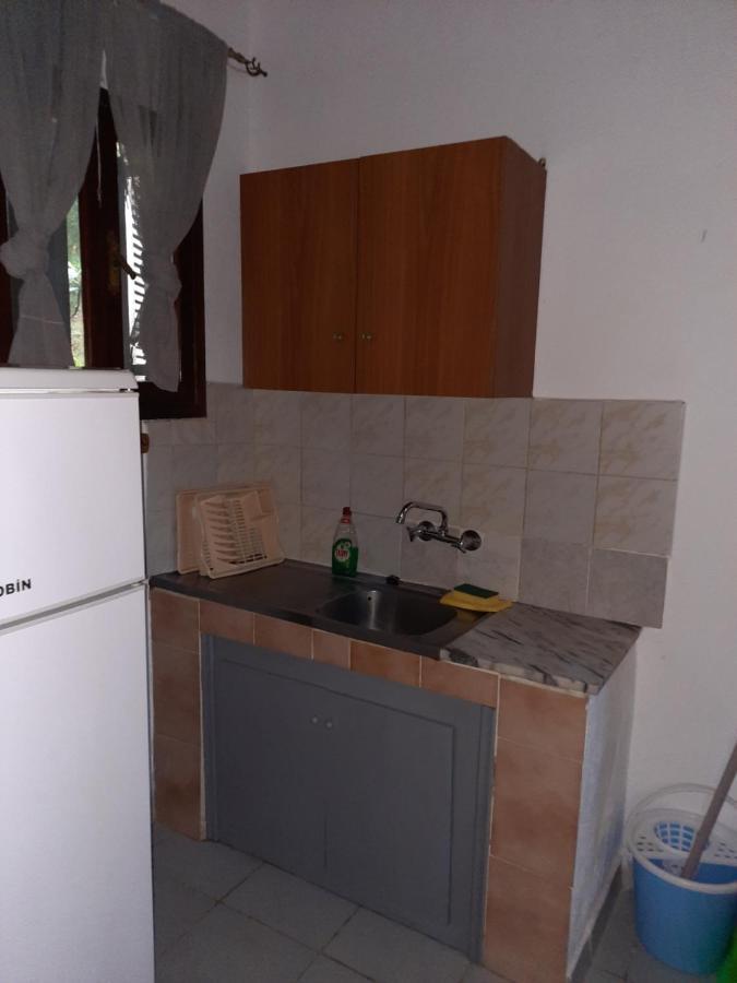 Bungalows Anestis Торони Екстериор снимка