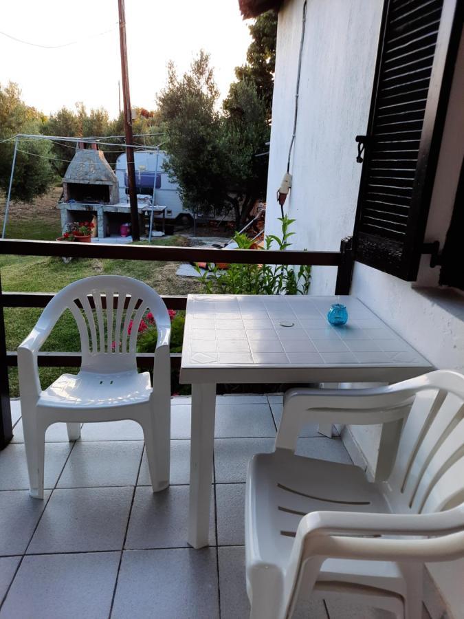 Bungalows Anestis Торони Екстериор снимка