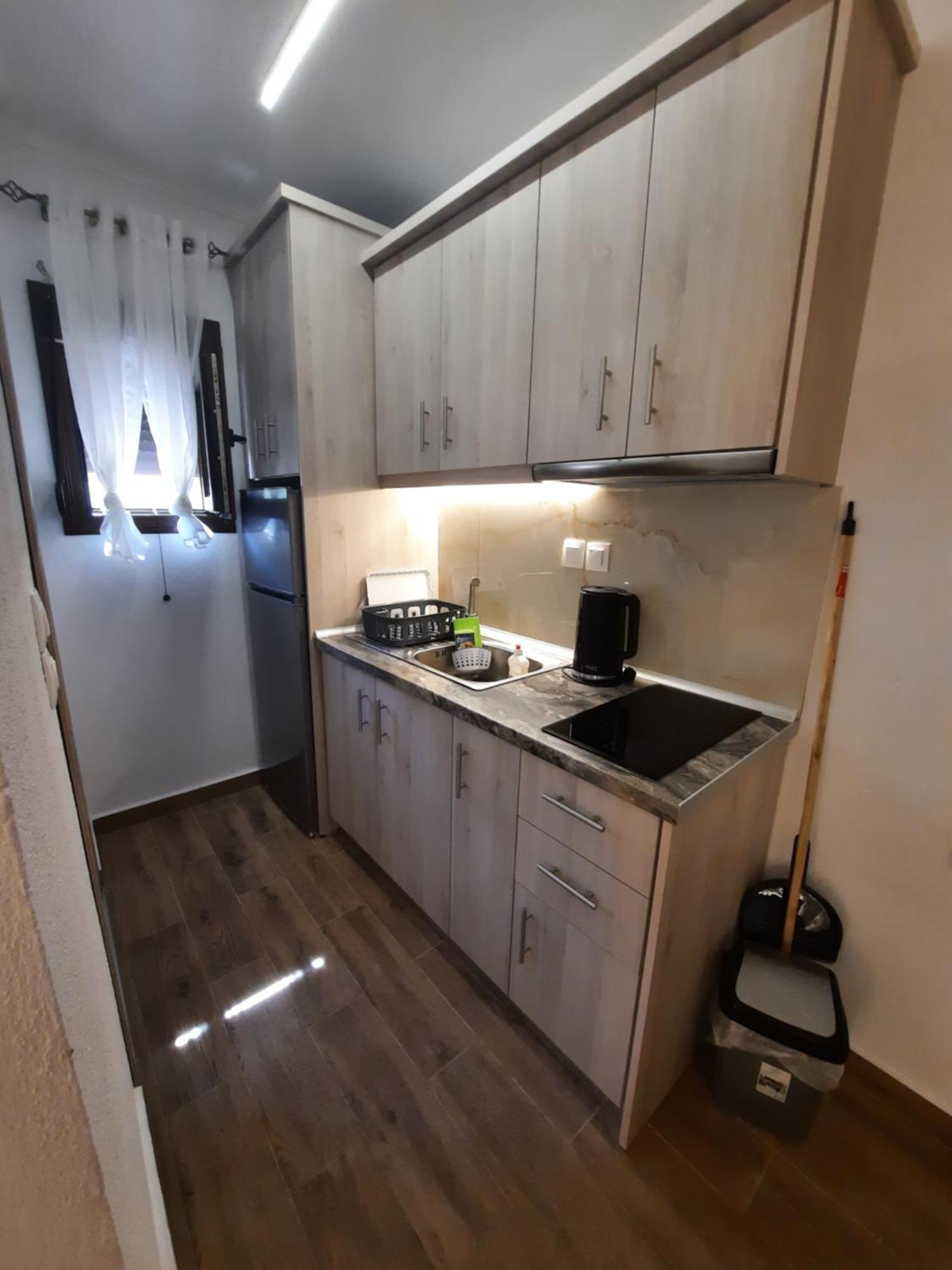 Bungalows Anestis Торони Екстериор снимка