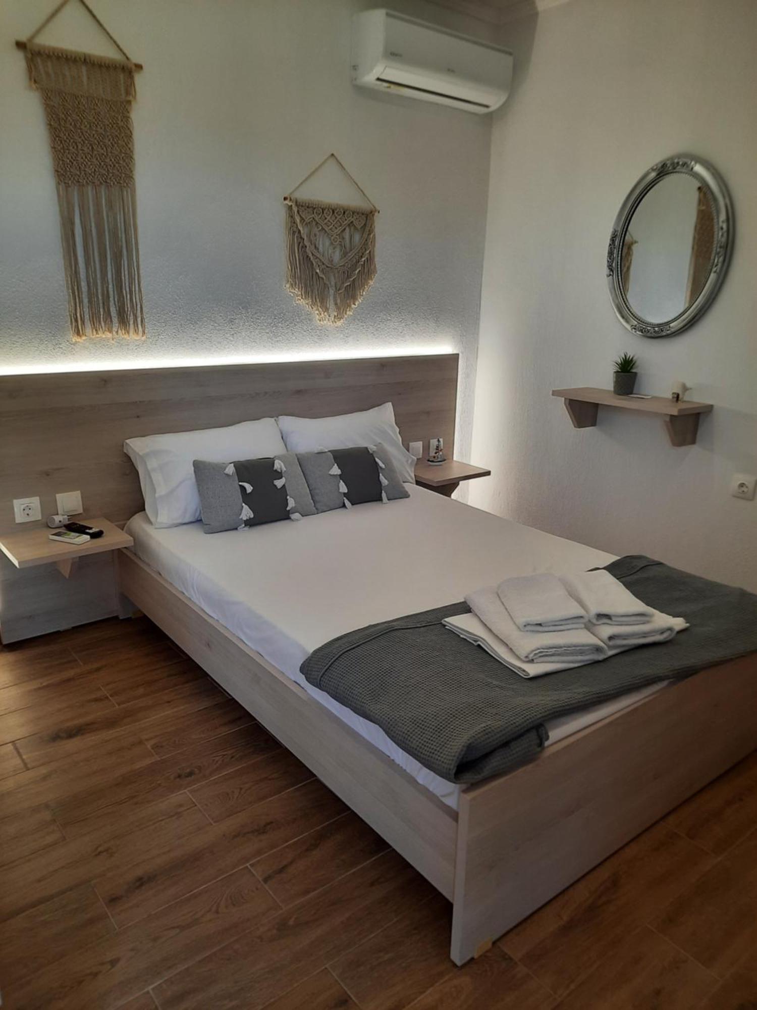 Bungalows Anestis Торони Екстериор снимка